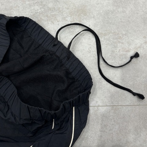 ナイロンパンツ （RR moment ）