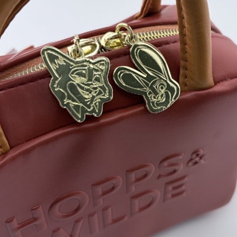 ボストン型ポーチ（ジュディ＆ニック）