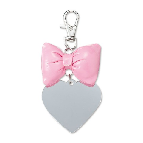 チャーム（きゅるりんってしてみて）