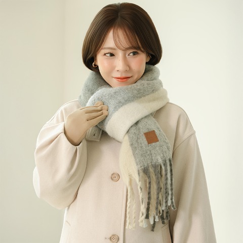 レディース　マフラー(yumi)