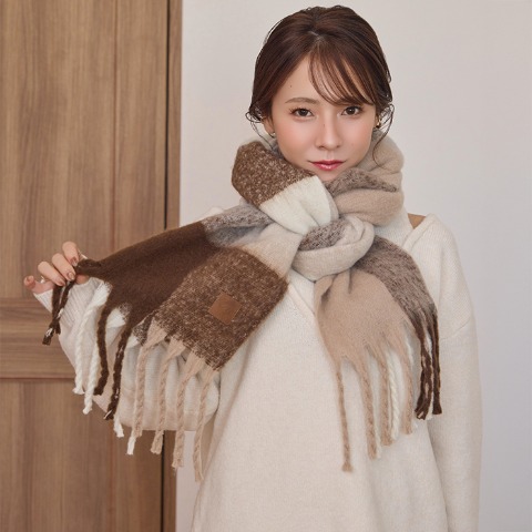 レディース　マフラー(yumi)