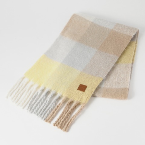 レディース　マフラー(yumi)