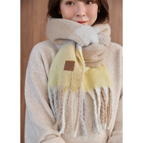 レディース　マフラー(yumi)