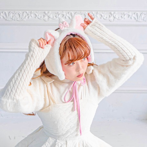 レディース　耳付きイヤーマフラー（Disney/Kaho）