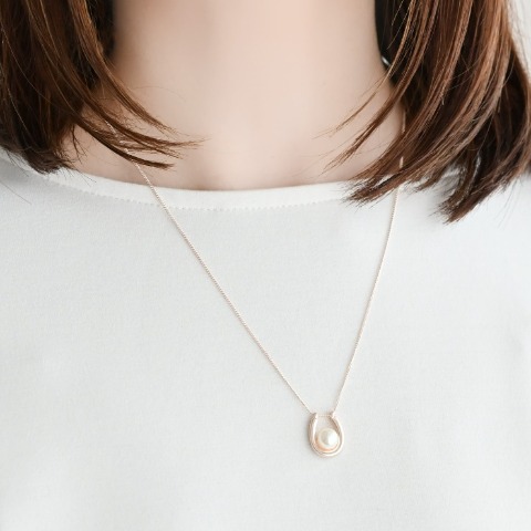 レディース　ネックレス　（MUMU）