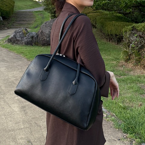レディース　ボストンバッグ（ぷーさん）