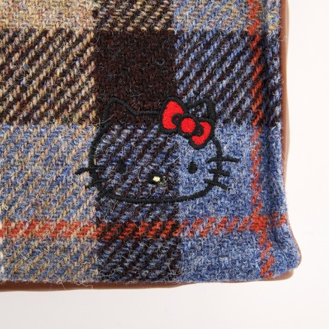 レディース　ショルダーバッグ（HARRIS TWEED）（ハローキティ）