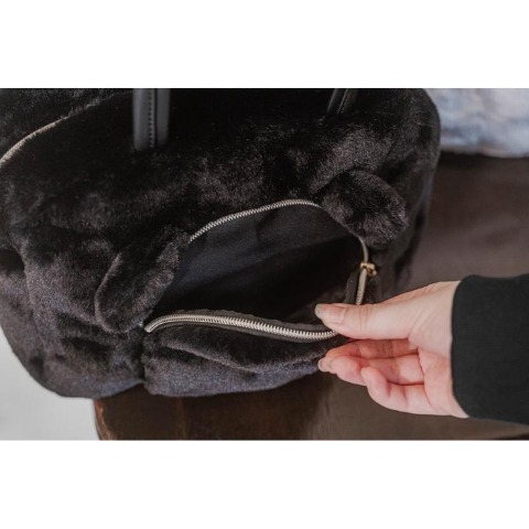 ハンドバッグ（青木美沙子）