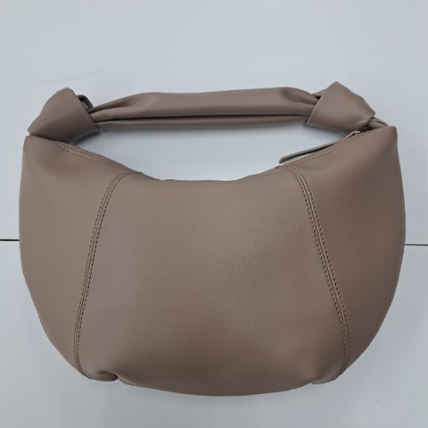 レディース　ショルダーバッグ（ANNA)