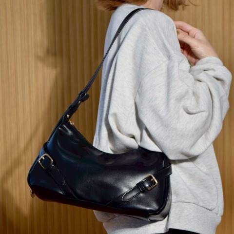 レディース　ショルダーバッグ（ちょこび）