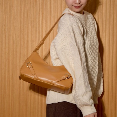 レディース　ショルダーバッグ（ちょこび）