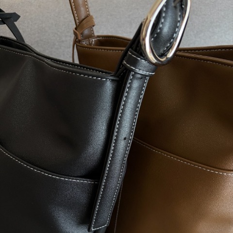 レディース　バッグ（akaru）