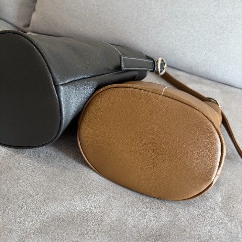 レディース　バッグ（akaru）