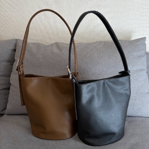 レディース　バッグ（akaru）