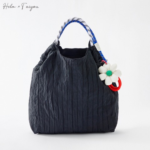 レディース　チャーム付き２WAYトート　(Helm×Taiyou)