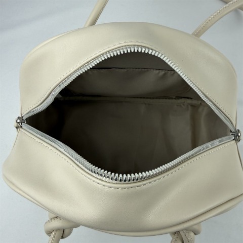 レディース　バッグ　(daaco)