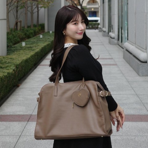 レディース　ハートチャーム付トート（アリシア）