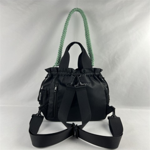 レディース　マルチリュック　(saori)