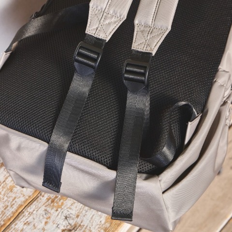 レディース　バックルリュック　(Helm×Taiyou)