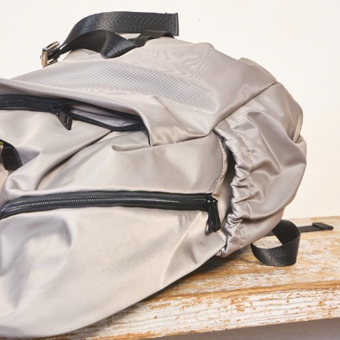 レディース　バックルリュック　(Helm×Taiyou)