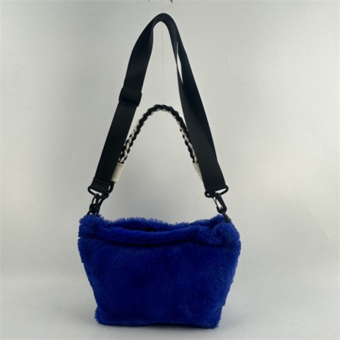 レディース　バッグ　(おかだゆり)