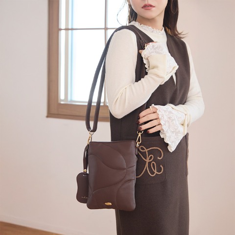 婦人　ショルダーバッグ（yumi）