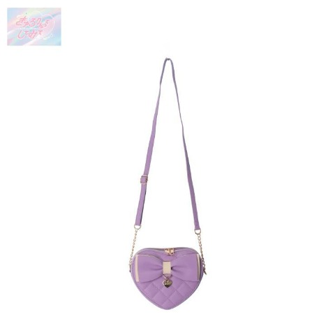 レディース　ハート型ショルダーバッグ（きゅるりんってしてみて）