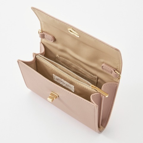 婦人　ショルダーバッグ（青木美沙子）