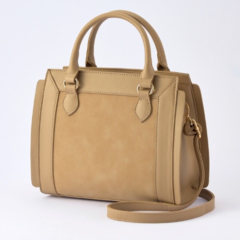 レディース　スクエアショルダーバッグ　(MARIE)