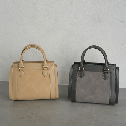 レディース　スクエアショルダーバッグ　(MARIE)