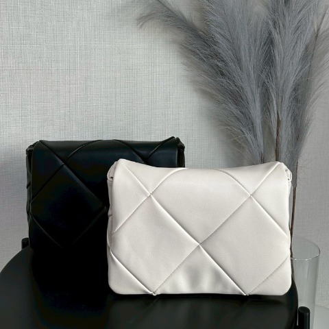 レディース　バッグ（Pen）