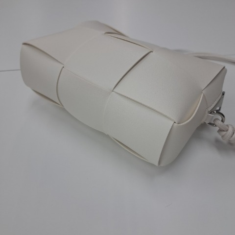 レディース　バッグ（NON)