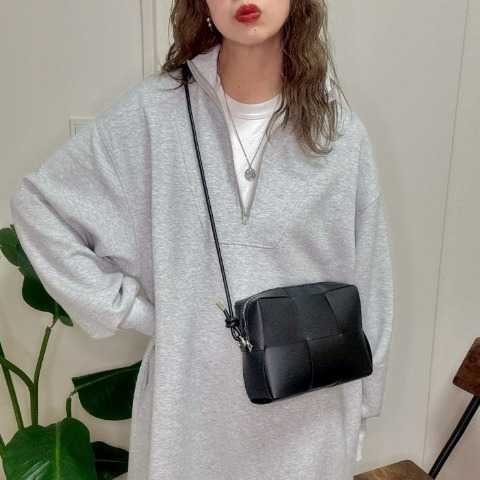 レディース　バッグ（NON)