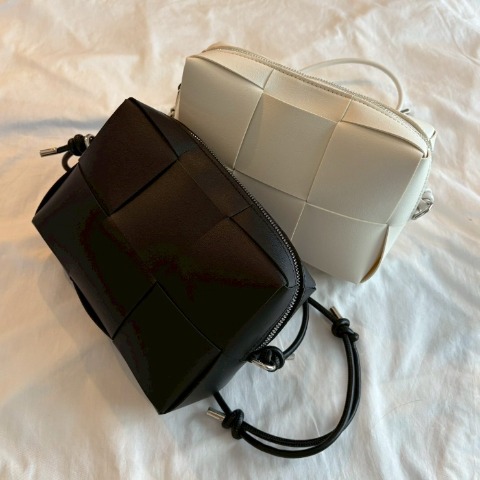 レディース　バッグ（NON)