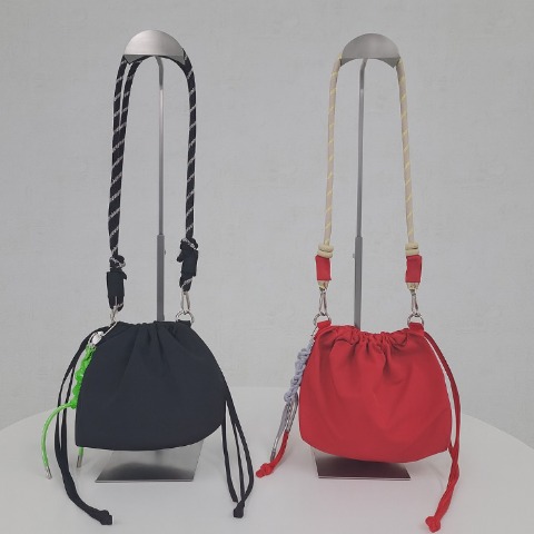 レディース　バッグ（NON)