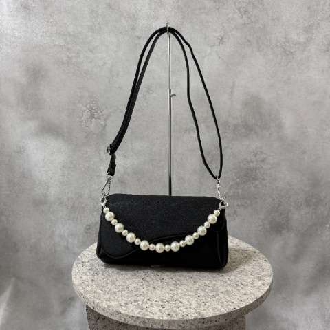 レディース　オケージョンショルダー　(Helm)