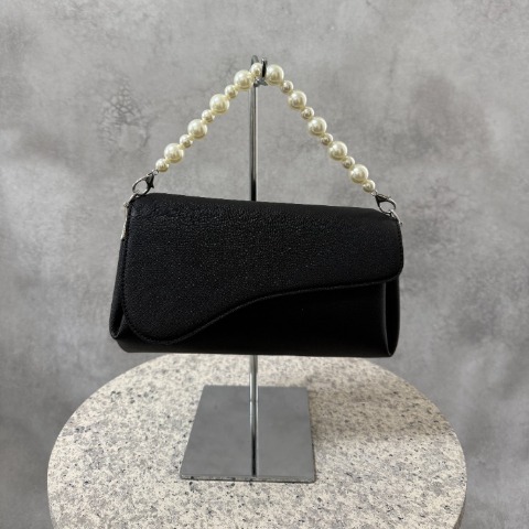 レディース　オケージョンショルダー　(Helm)