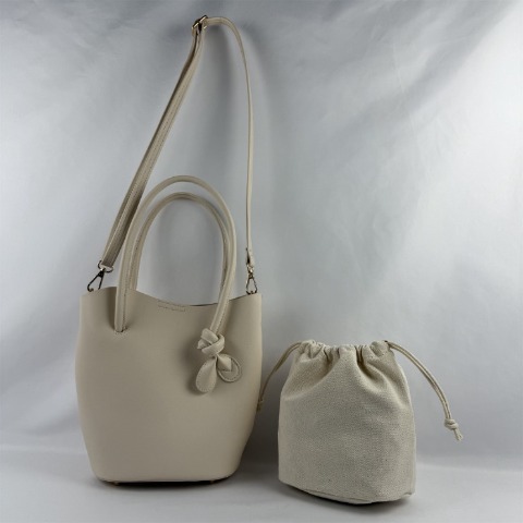 レディース　変形バケツショルダー　(daaco)