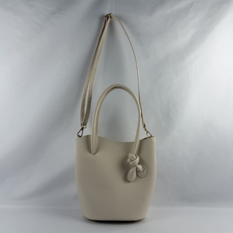 レディース　変形バケツショルダー　(daaco)