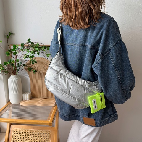 レディース　ショルダーバッグ(mayo)