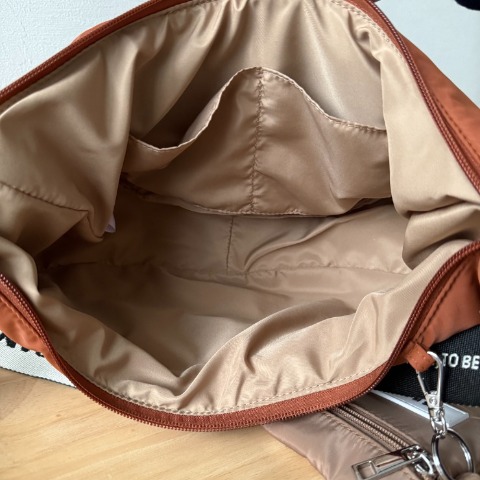 レディース　ショルダーバッグ(mayo)