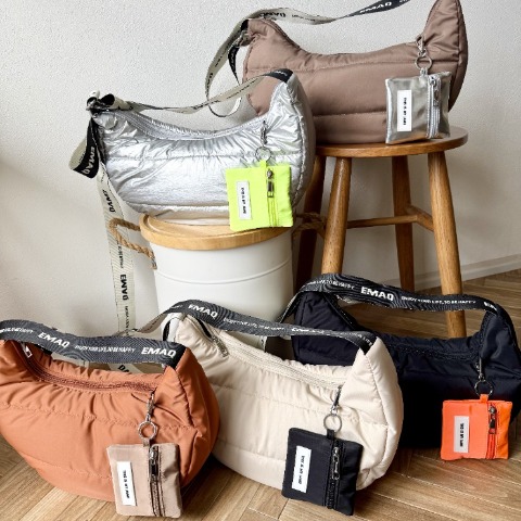 レディース　ショルダーバッグ(mayo)