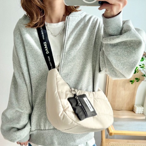 レディース　ショルダーバッグ(mayo)