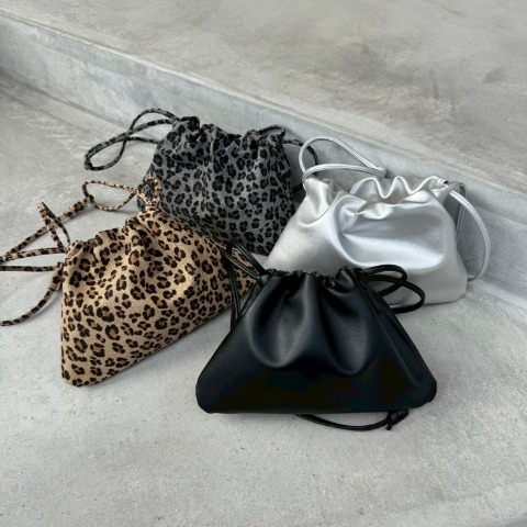 巾着バッグ（anna)