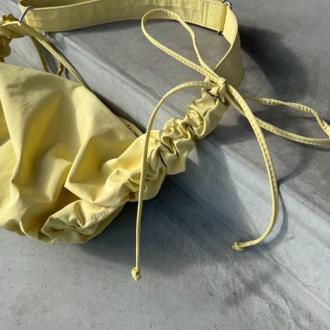 クシュクシュショルダーバッグ（anna)