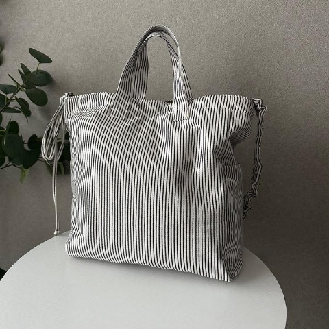 レディース　ショルダーバッグ（omi）