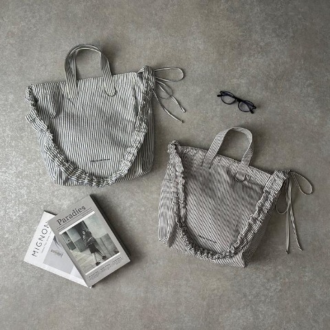 レディース　ショルダーバッグ（omi）