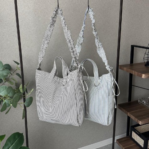 レディース　ショルダーバッグ（omi）