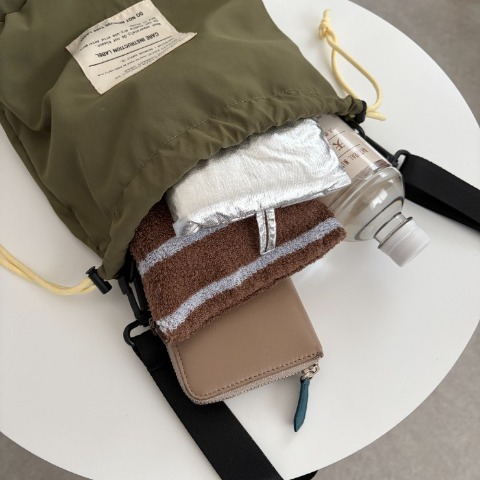 レディース　ショルダーバッグ（rumi）