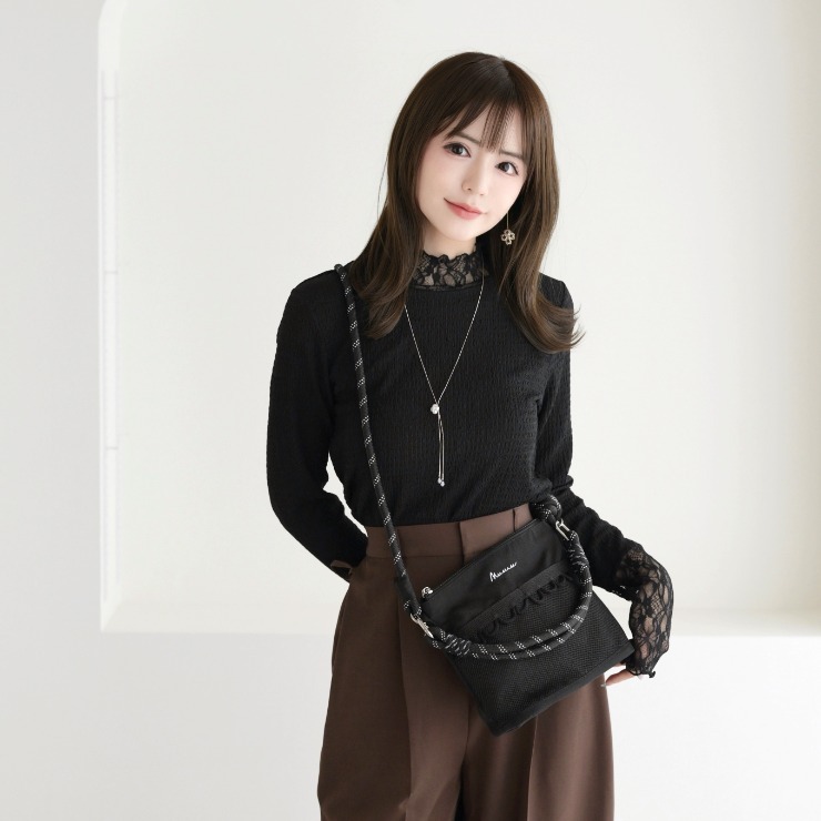ショルダーバッグ（ラクっと！お手軽はっ水バッグ×MUMU） | しまむら